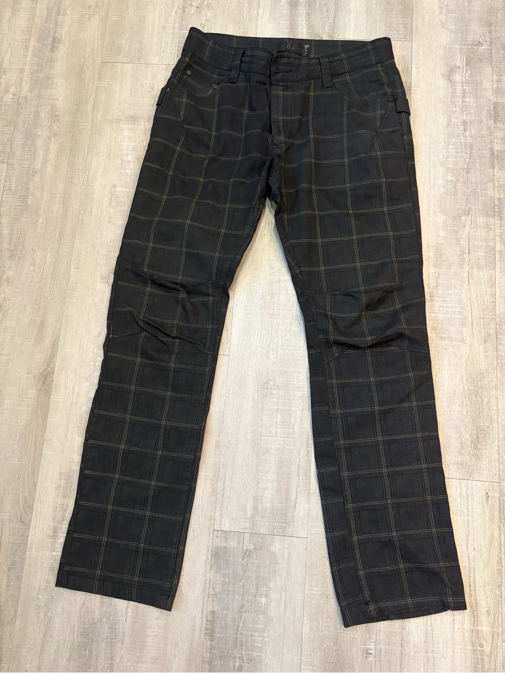 FUSAI women’s Black Plaid Jeans